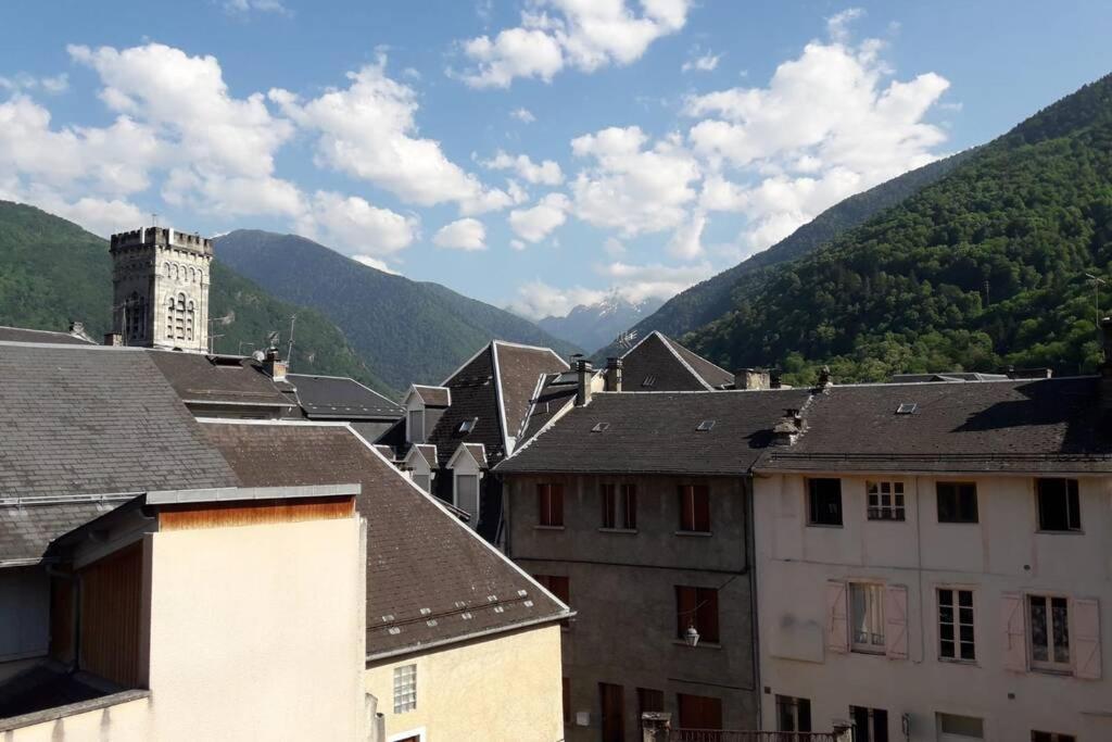 T2 Bis, Calme Centre Bagneres-De-Luchon Apartment Exterior photo